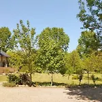 Casa de Férias Domaine Des Cerisiers - Acces Direct Piste Cyclable Reliant Honfleur - Parking Prive - Grand Jardin