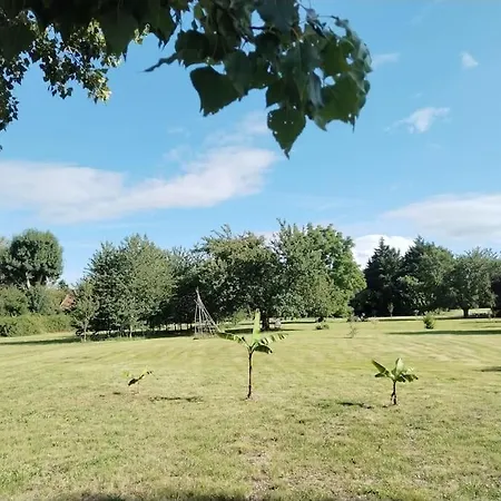 Domaine Des Cerisiers 度假居