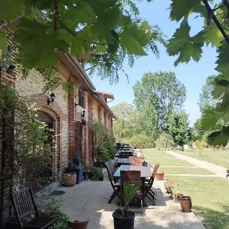 Domaine Des Cerisiers *