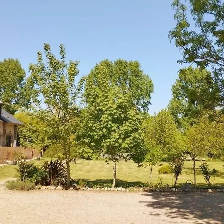 Holiday home Domaine Des Cerisiers - Acces Direct Piste Cyclable Reliant Honfleur - Parking Prive - Grand Jardin