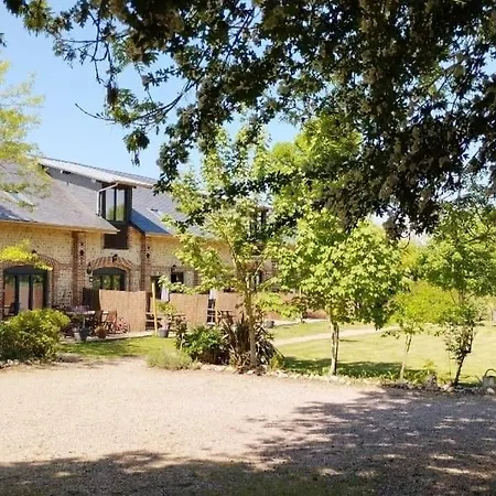 Domaine Des Cerisiers - Acces Direct Piste Cyclable Reliant Honfleur - Parking Prive - Grand Jardin *