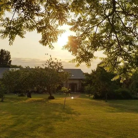 Domaine Des Cerisiers - Acces Direct Piste Cyclable Reliant Honfleur - Parking Prive - Grand Jardin * Berville-sur-Mer