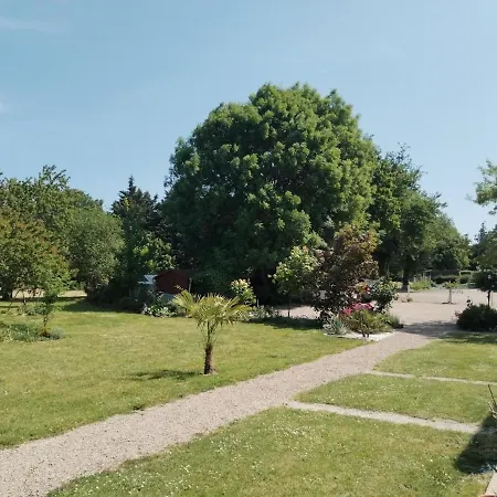 Domaine Des Cerisiers - Acces Direct Piste Cyclable Reliant Honfleur - Parking Prive - Grand Jardin