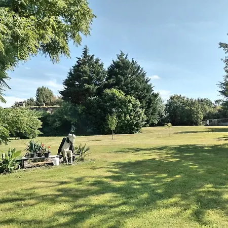 Holiday home Domaine Des Cerisiers - Acces Direct Piste Cyclable Reliant Honfleur - Parking Prive - Grand Jardin *