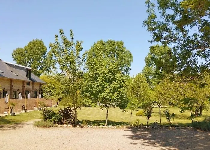 Holiday home Domaine Des Cerisiers - Acces Direct Piste Cyclable Reliant Honfleur - Parking Prive - Grand Jardin