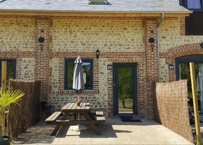 Domaine Des Cerisiers - Acces Direct Piste Cyclable Reliant Honfleur - Parking Prive - Grand Jardin Holiday home Berville-sur-Mer