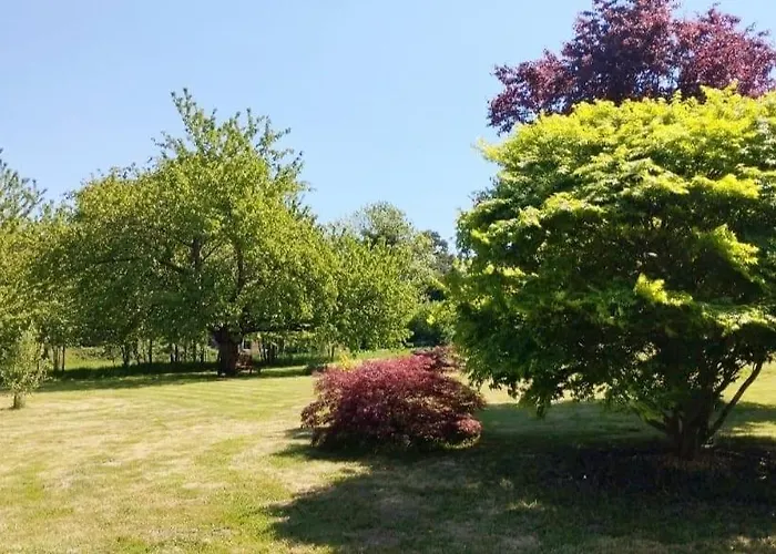 Holiday home Domaine Des Cerisiers - Acces Direct Piste Cyclable Reliant Honfleur - Parking Prive - Grand Jardin *