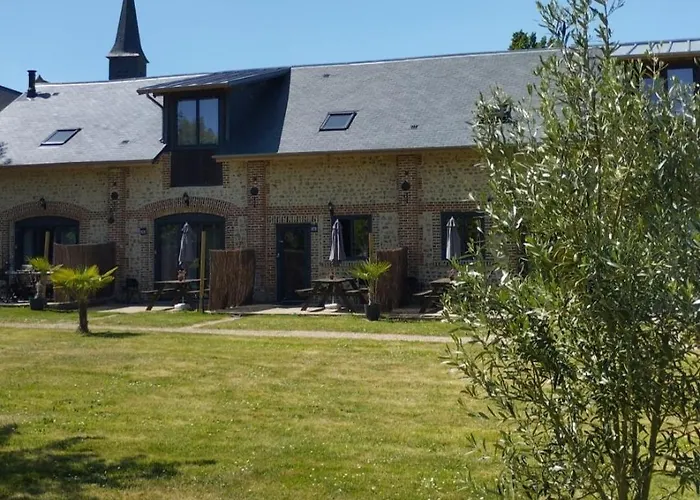 Holiday home Domaine Des Cerisiers - Acces Direct Piste Cyclable Reliant Honfleur - Parking Prive - Grand Jardin *
